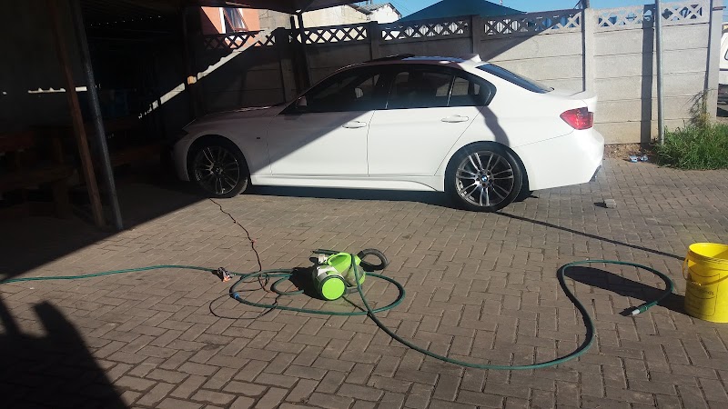 Mainstreet Car Wash And Tshisa Nyama - Photo 3